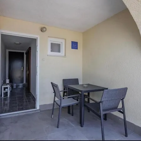 Appartamento Vikis Place
